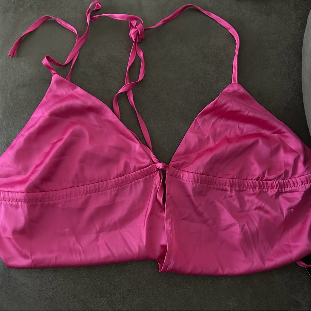 Fashion Nova No Distractions Satin Skirt Set